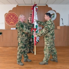 Csinga átveszi a Baráthtól
