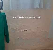 ,